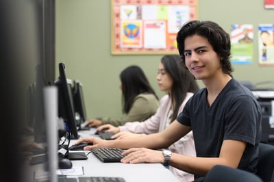 guy at computer flex start joliet junior college