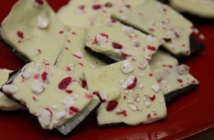 best gift ideas for students jjc joliet junior college diy peppermint bark make your own candy homemade